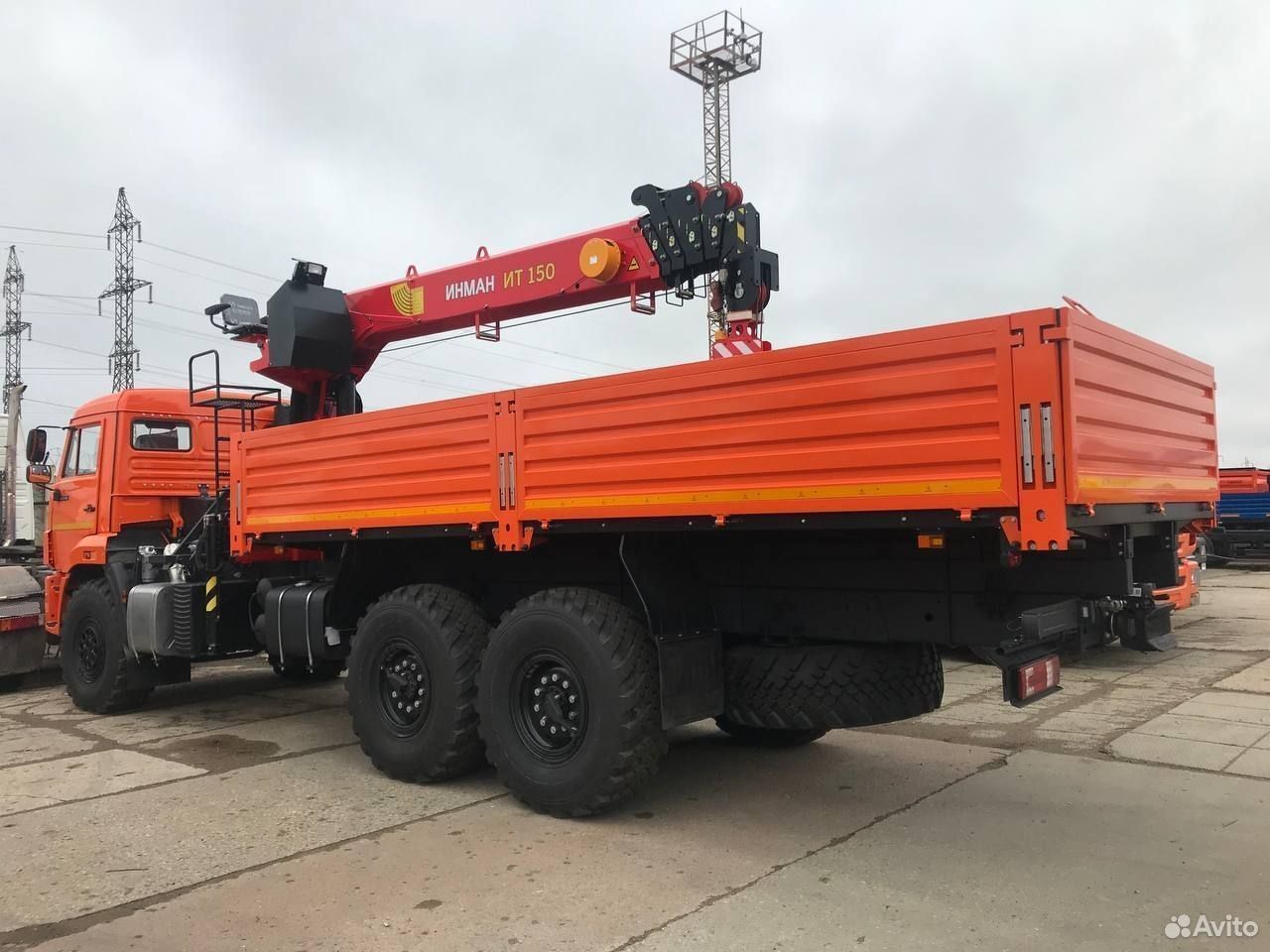 Бортовой автомобиль КАМАЗ 43118 с КМУ Palfinger INMAN IT-150