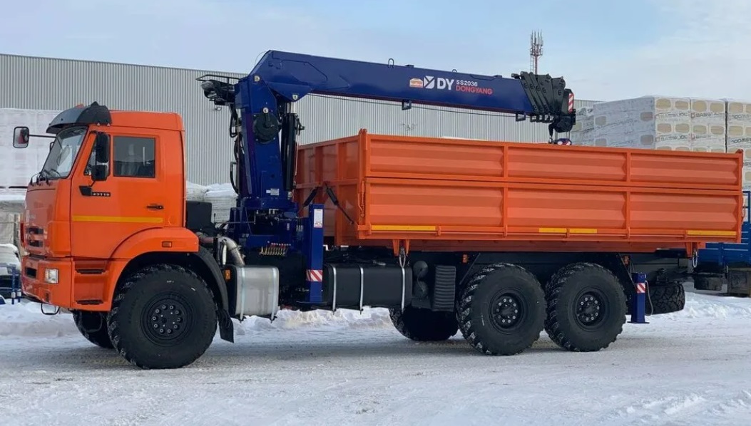Самосвал камаз 43118 с КМУ DongYang SS2036